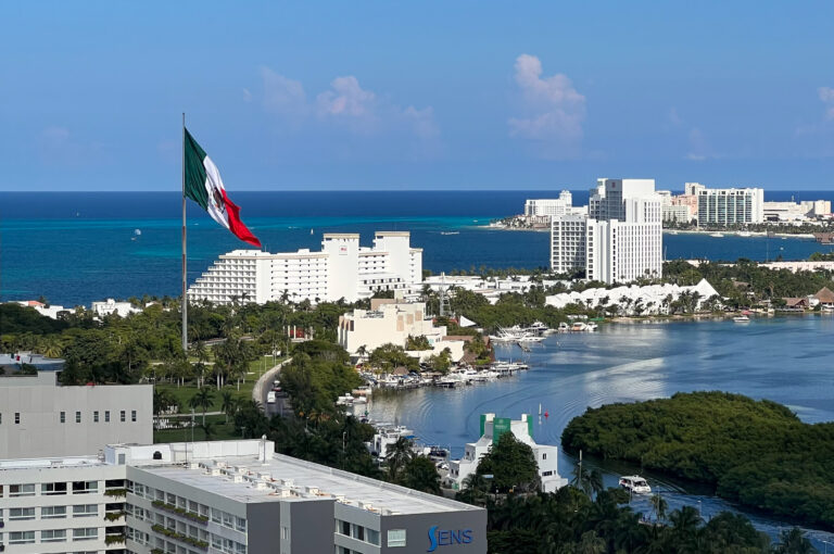 Transportation from Cancun Airport to Cancun Hotel Zone