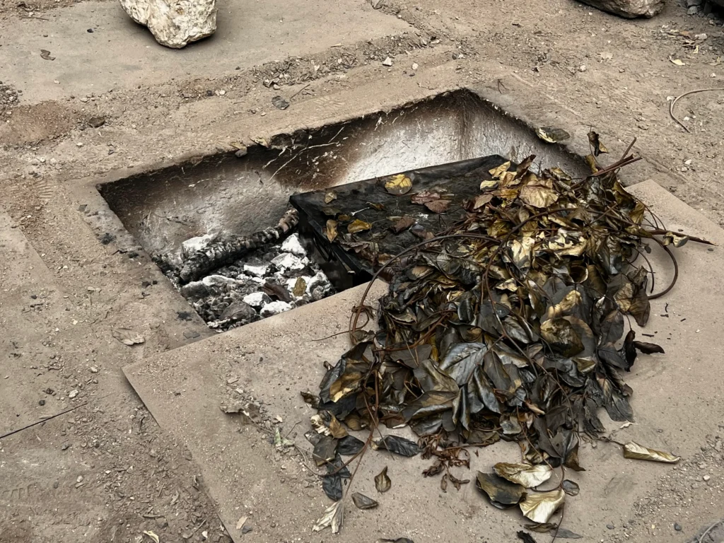 An image showing a pib, an ancient Mayan underground oven